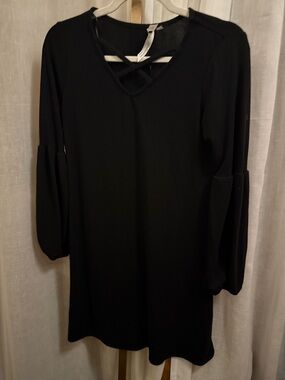 NY Collection Black Long-Sleeve V-Neck Dress with Crisscross Detail